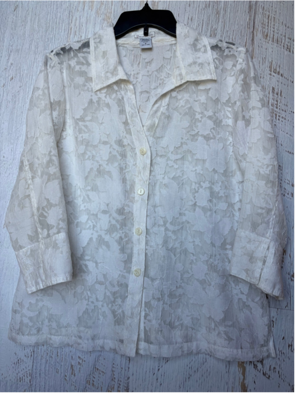 Women's Erin London White Silver Floral Button Down Shirt Size M